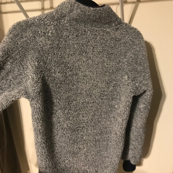 Fluffy jacket - Picture 3 of 3